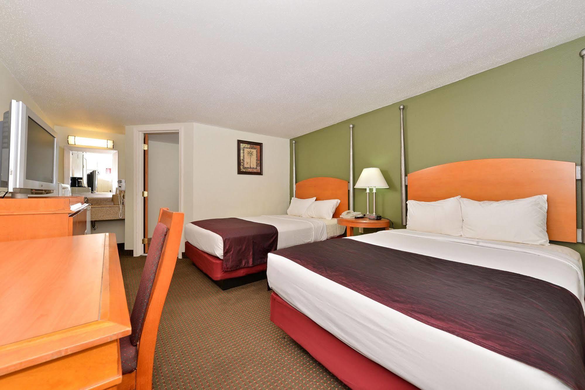 Charleston Eagle Inn Экстерьер фото