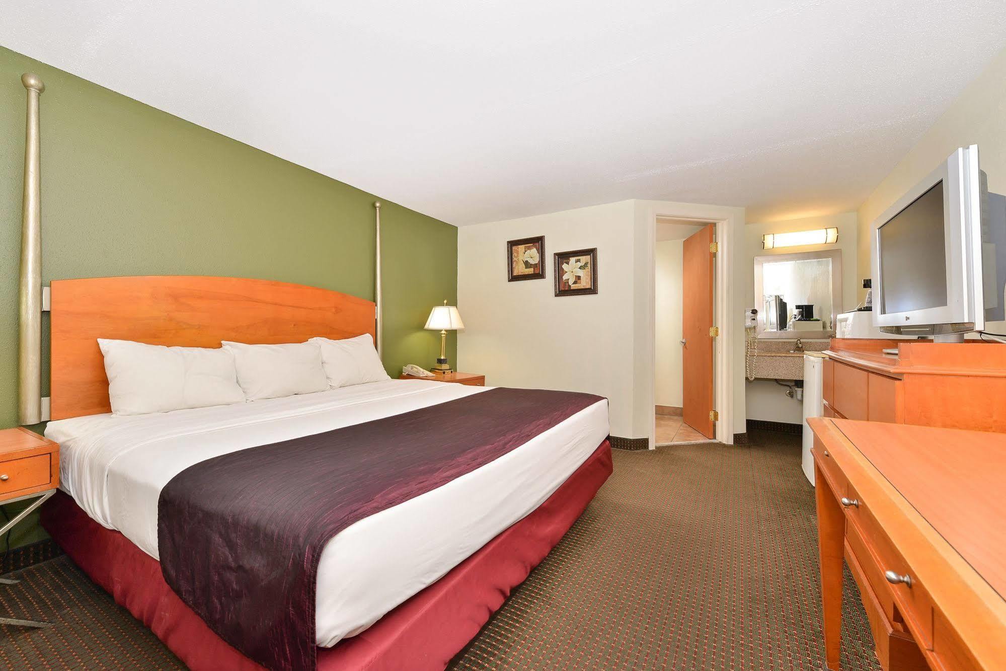 Charleston Eagle Inn Экстерьер фото
